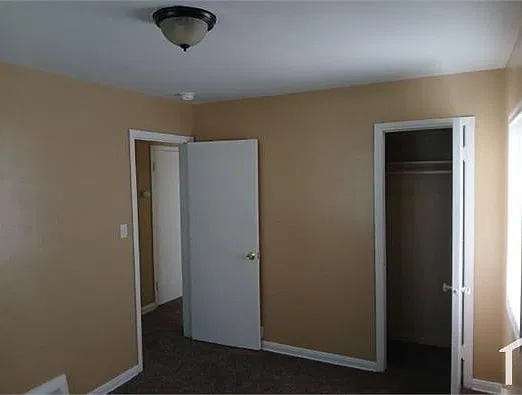2 bed, $1,050 — Photo 2