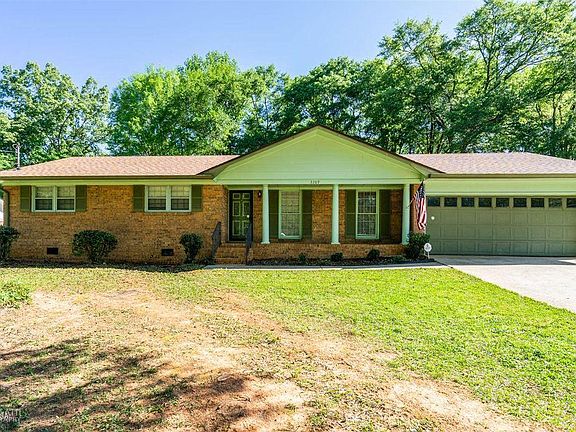 2nd image of 3289 Lennox Dr
