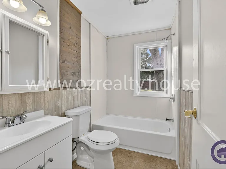 123 S Masters Ct — Photo 12
