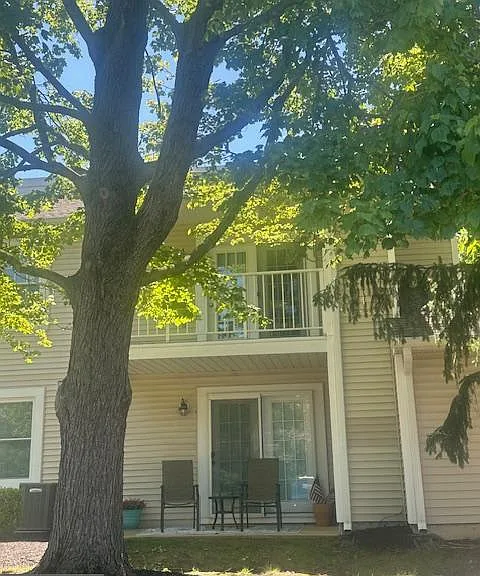 76 Belmont Sta — Photo 1