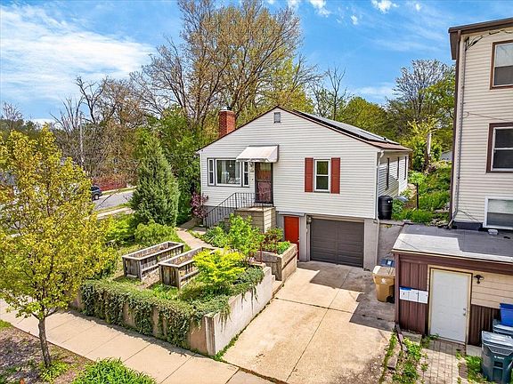 2nd image of 1805 Beld Street