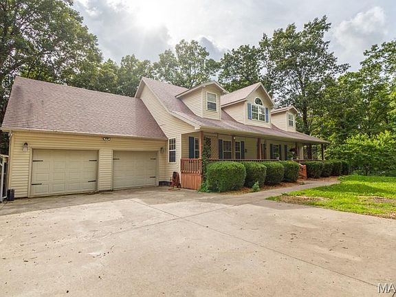 3rd image of 25350 Englewood Ln