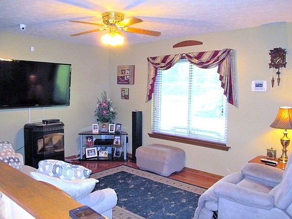 4th image of 815 Brizendine Ln