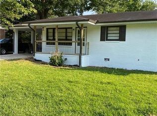 304 Elizabeth Ln, Griffin, GA 30223