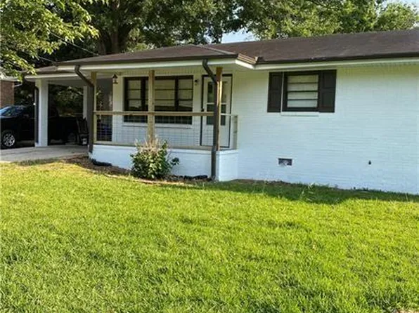304 Elizabeth Ln, Griffin, GA 30223