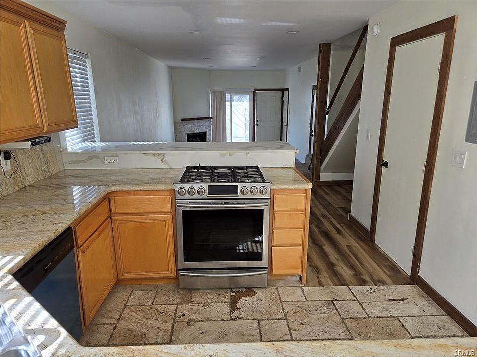 1st image of 22865 Del Valle St #22865