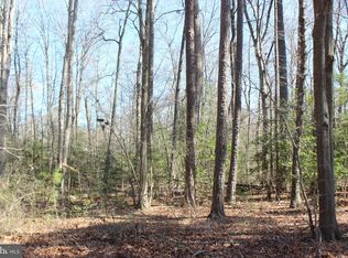 7 Brigantine Blvd, Greenbackville, VA 23356