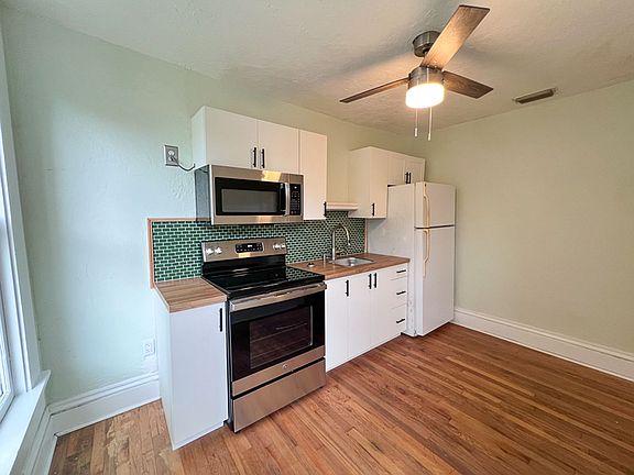 5th image of 121-123 NE 125th Ave #8