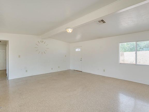 5th image of 1022 N Las Palmas Dr