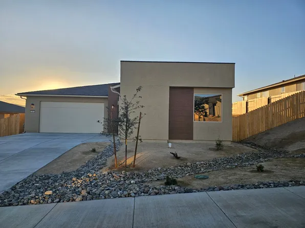 389 Radiant Dr, Carson City, NV 89705