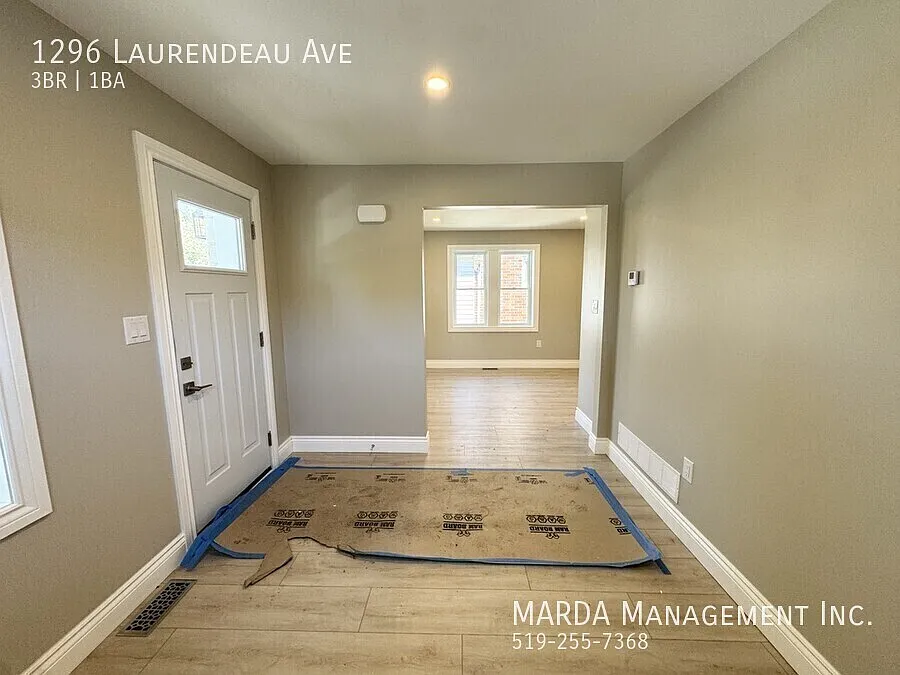 Brand New Renovated 3 Bed/1 Bath Home East Windsor + Utilities — Photo 3