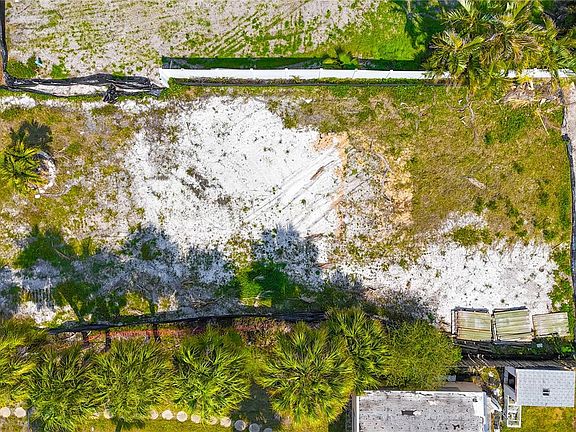 2nd image of 516 78TH AVENUE