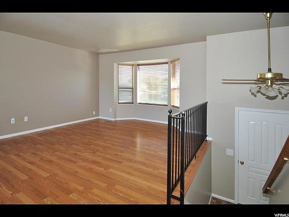 5th image of 4866 W Park Point Dr