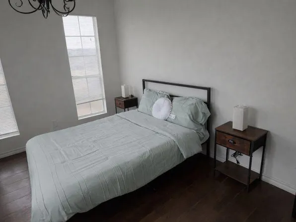 (undisclosed Address), Houston, TX 77049