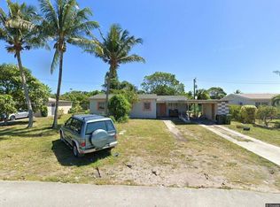 208 SW 8th Ct, Delray Beach, FL 33444