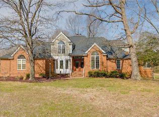 9800 Tunstall Rd, New Kent, VA 23124