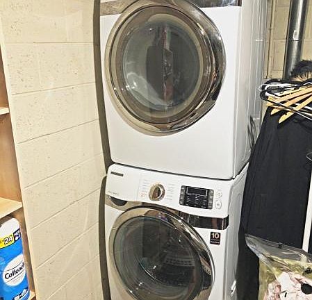 4th image of 731 Belleville Ave APT A24
