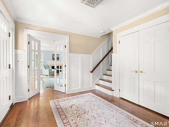 3rd image of 16 Pilgrim Lane