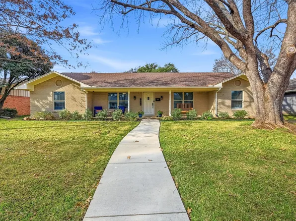 10317 Countess Dr, Dallas, TX 75229