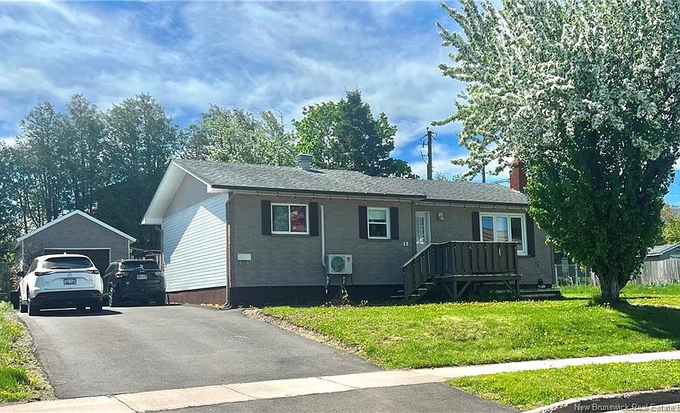 1st image of 49 Beechwood Ave