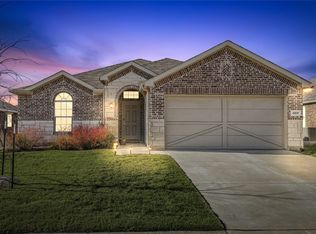 4617 Melanite Rd, Aubrey, TX 76227