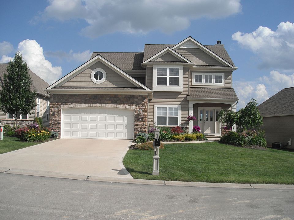 1st image of 132 Regent Ct