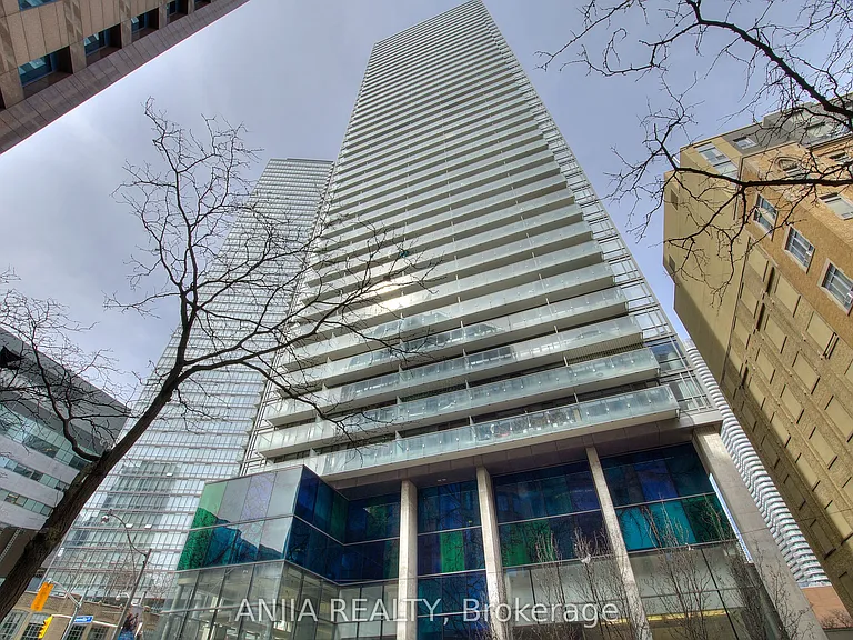 38 Grenville St #3104 — Photo 4