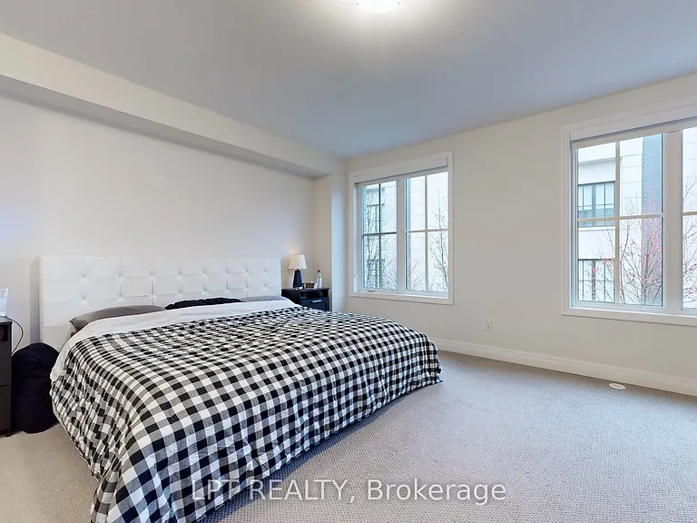1180 Cawthra Rd #110 — Photo 23