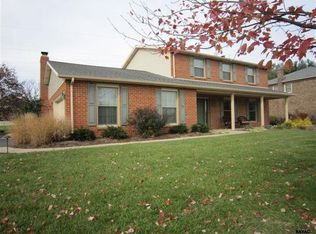 2660 Oberlin Dr, York, PA 17404