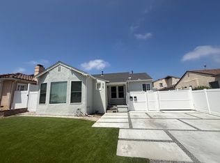 8109 Holy Cross Pl, Los Angeles, CA 90045