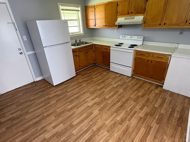 101 Morgan Ave SW — Photo 8