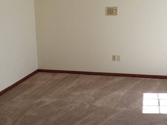 5th image of 4701 Grammar Ave