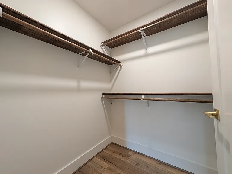 5900 Fort Ave #4 — Photo 10