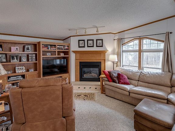 4th image of 8378 Onigum Rd NW