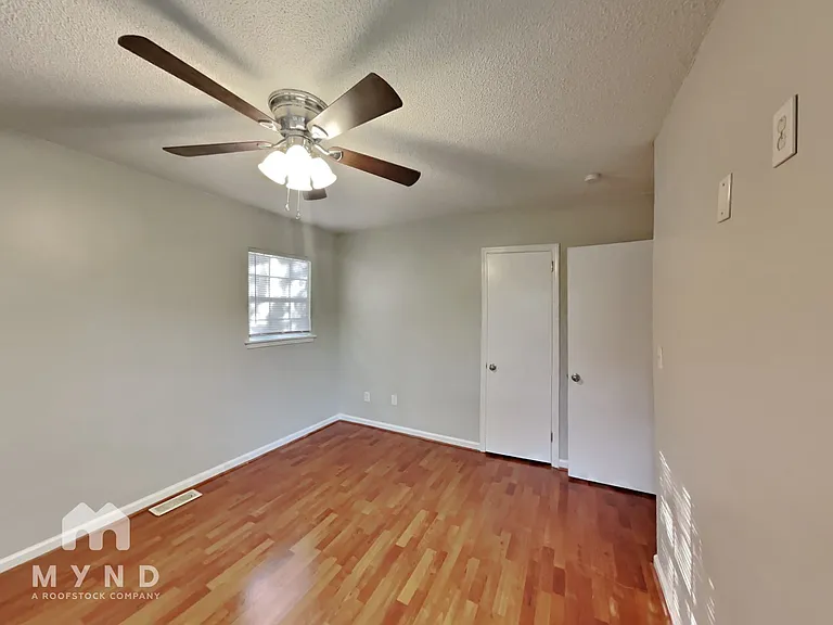1172 Westridge Cir — Photo 11
