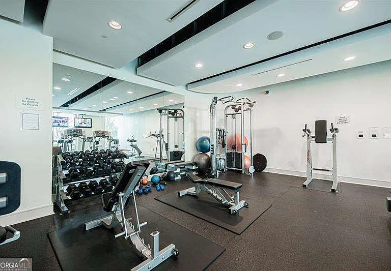 2795 Peachtree Rd NE #1909 — Photo 52