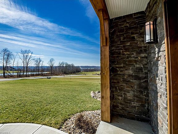 4th image of 8203 Quarry View Dr