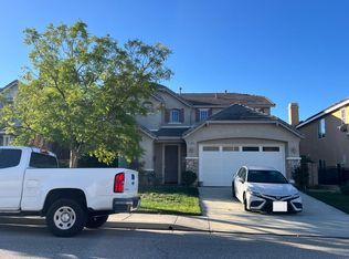 19530 Castille Ln, Saugus, CA 91350