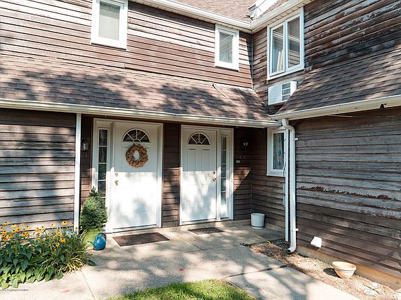 3rd image of 600 Clifton Ave Unit 4-2-02A
