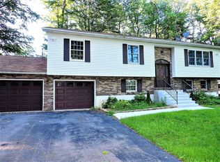 78 Bradley Rd, Tobyhanna, PA 18466