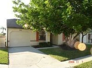2242 SE Brekenridge Cir, Port Saint Lucie, FL 34952