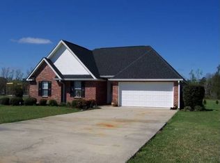 58 Ridgeway Dr, Picayune, MS 39466