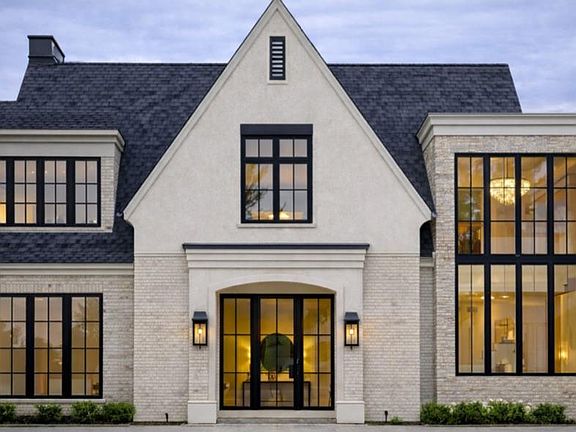 4th image of 2214 Escalade Ct