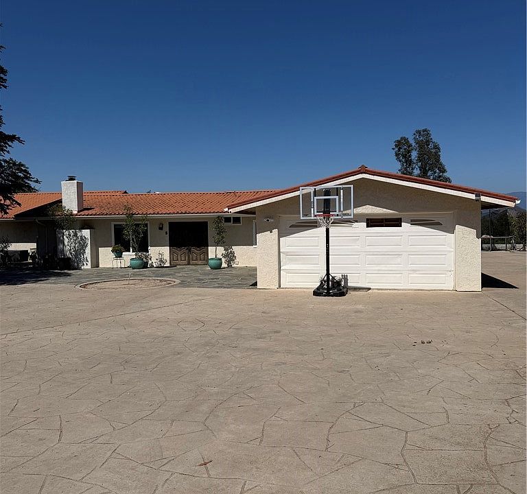 1st image of 28805 Mountain Meadow Rd