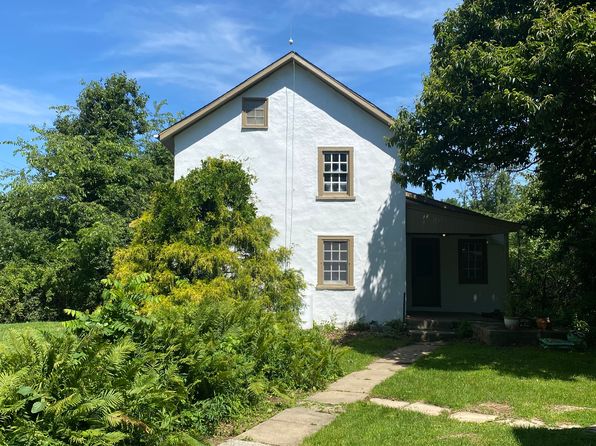 105 Baldy Hill Rd