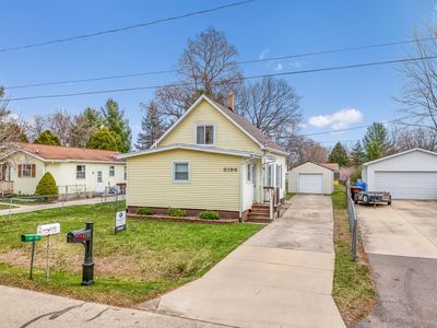 6196 Rutherford Ave, East Lansing, MI, 48823