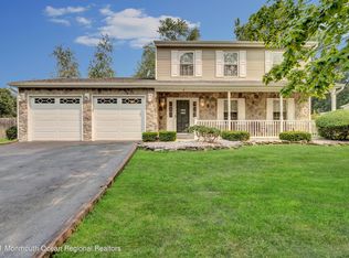 4 Blueberry Path, Howell, NJ 07731