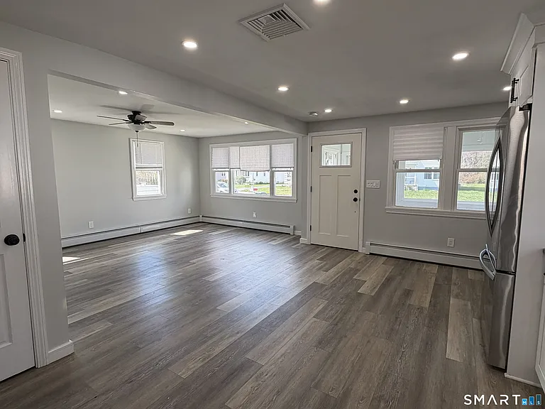 65 Roseville St — Photo 14