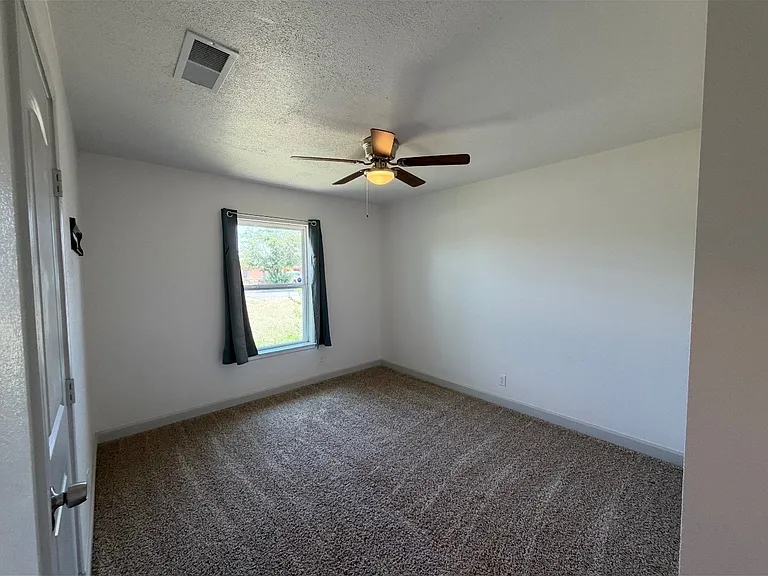 604 Beckley Dr — Photo 15