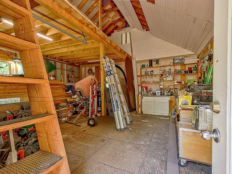 374 Persimmon Dr — Photo 73